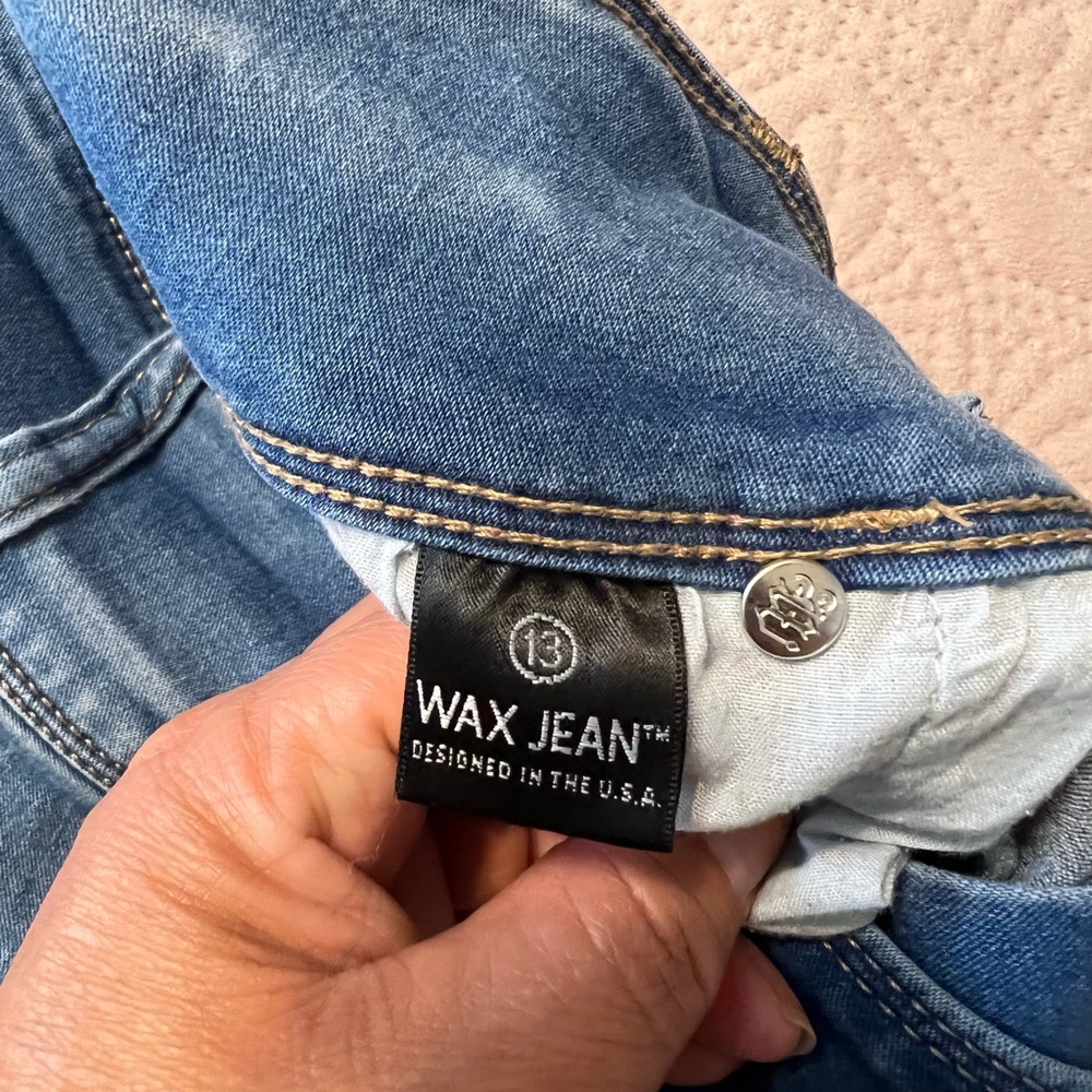 Jeans - Picture 3 of 6